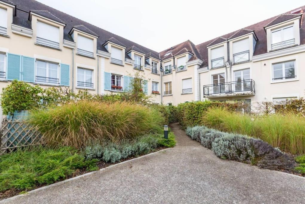 Apartment 3 Bedroomed Serris Val D'Europe Disneyland Paris Eksteriør billede